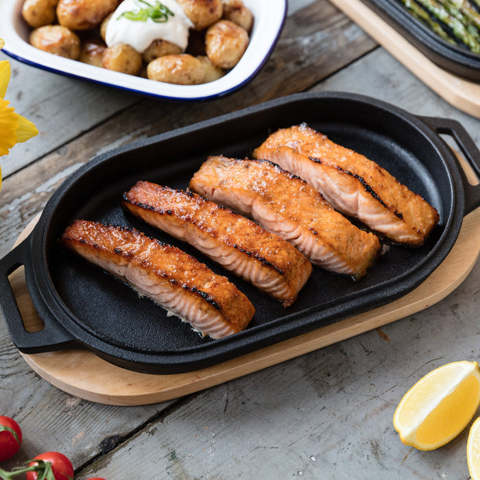 Ooni Cast Iron Sizzler Pan | Ooni New Zealand | Click this image to open up the product gallery modal. The product gallery modal allows the images to be zoomed in on.